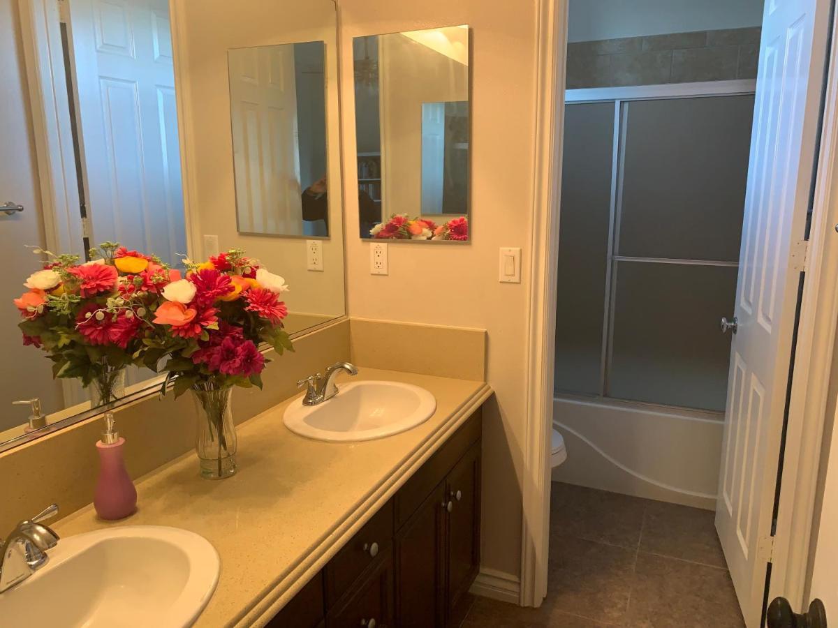 Luxhome Suites N Villa Riverside Εξωτερικό φωτογραφία
