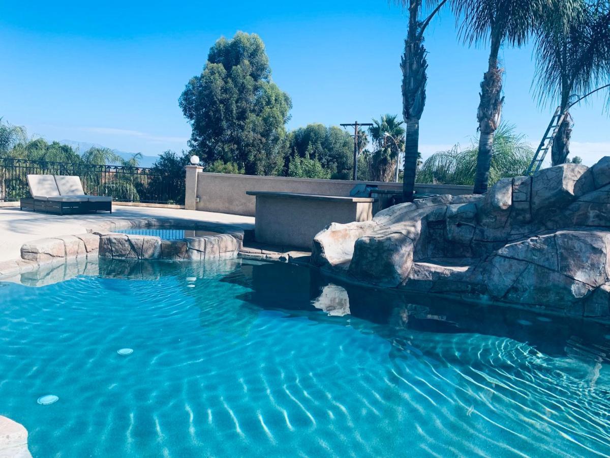 Luxhome Suites N Villa Riverside Εξωτερικό φωτογραφία